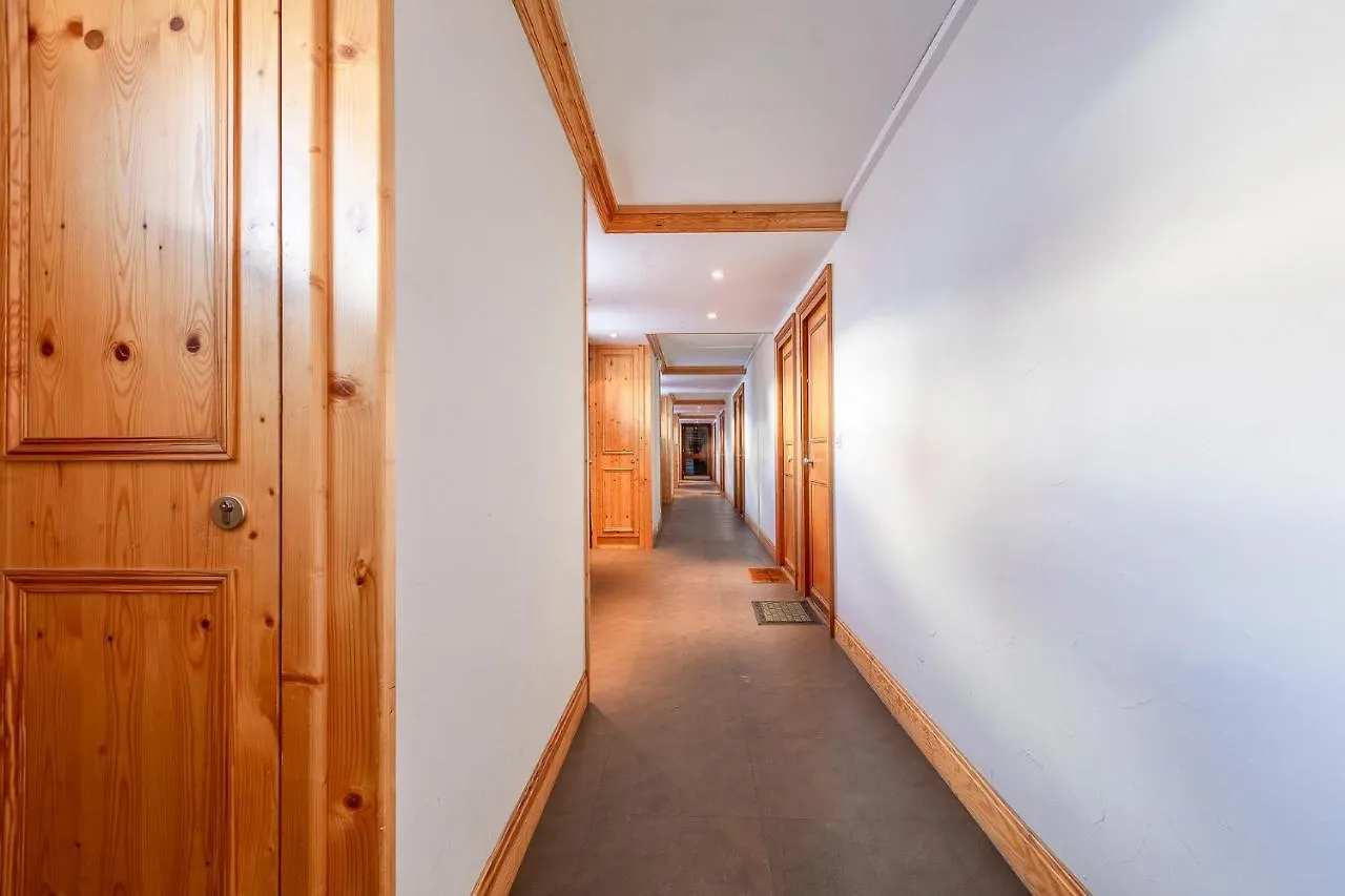 Residence Les Crets 1 - Val-D'Isere Apartment